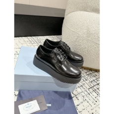 Prada Low Shoes